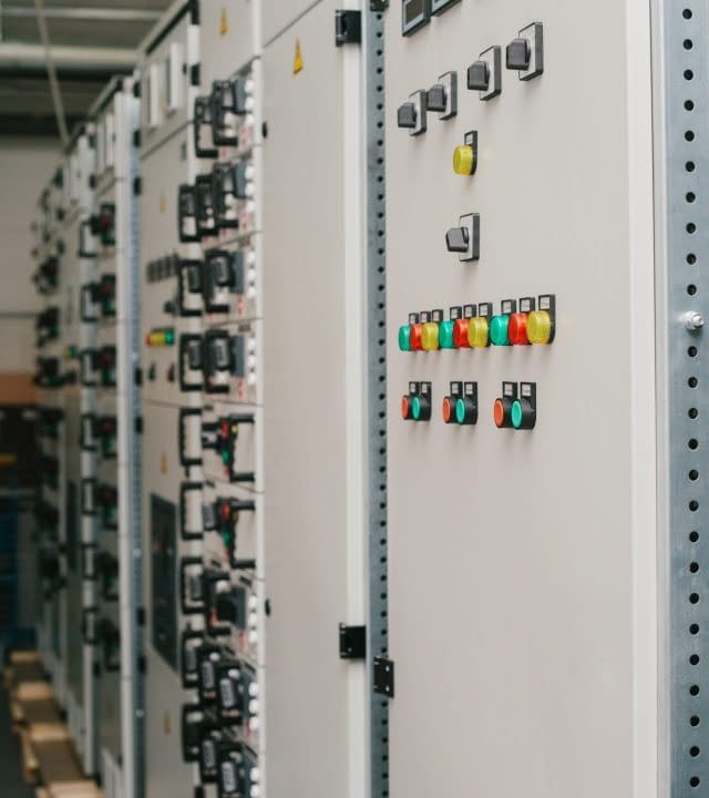Manufacture of low-voltage cabinets. Modern smart technologies in the electric power industry. The use of electrical energy in industry. Low-voltage cabinet. Modern smart technologies in the electric power industry. The use of electrical energy in industry. Uninterrupted power.